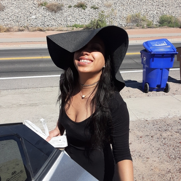 Meet your Posher, Chris - Picture 14 of 16